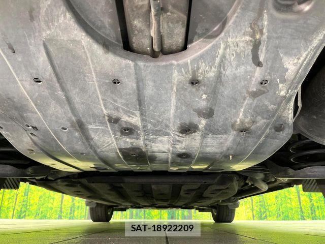 Honda VEZEL 2017-11 8369588-18