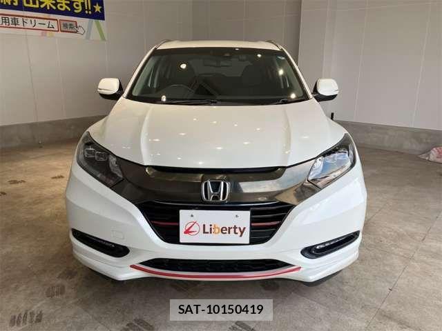 Honda VEZEL 2018-03 8369590-14
