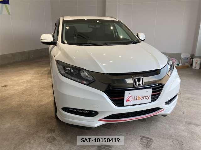 Honda VEZEL 2018-03 8369590-15