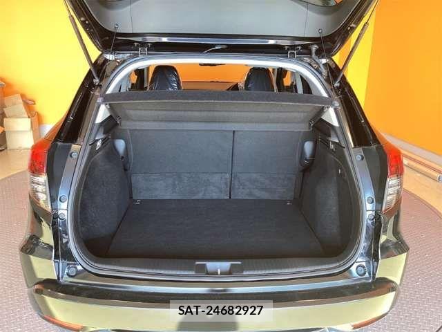 Honda VEZEL 2018-11 8369585-19
