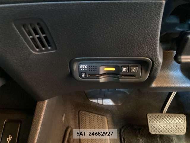 Honda VEZEL 2018-11 8369585-6