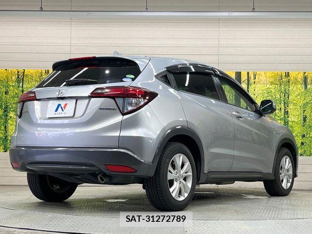 Honda VEZEL 2016-05 8369592-16