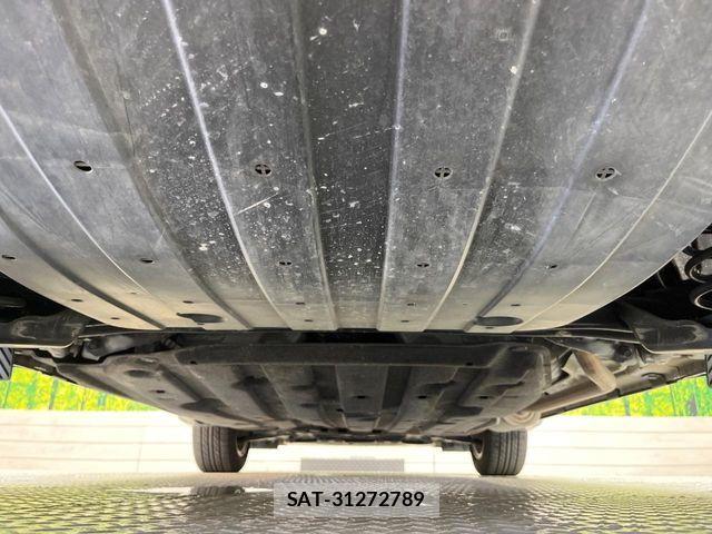 Honda VEZEL 2016-05 8369592-18