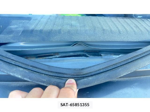Honda VEZEL 2014-07 8372329-26