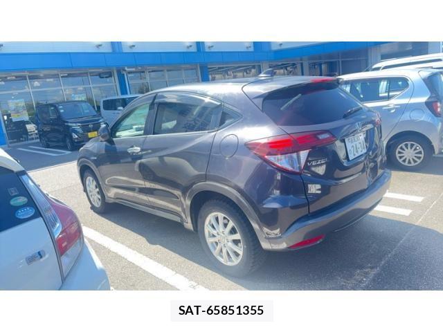 Honda VEZEL 2014-07 8372329-2