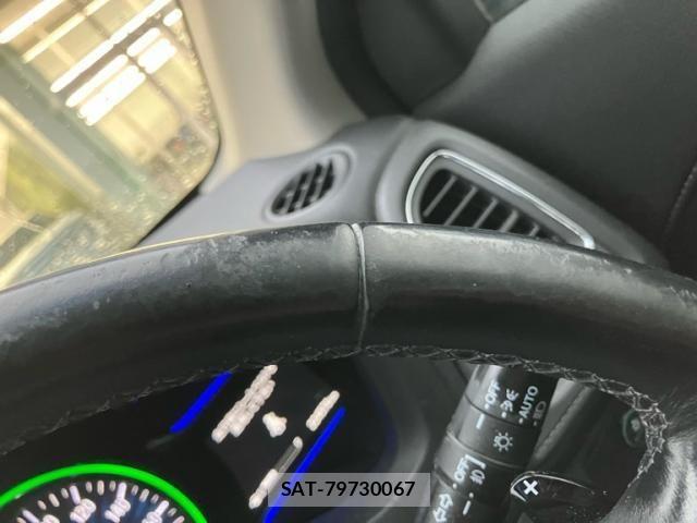 Honda VEZEL 2015-12 8372330-16