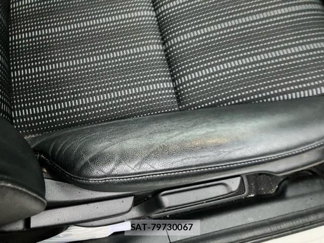 Honda VEZEL 2015-12 8372330-24