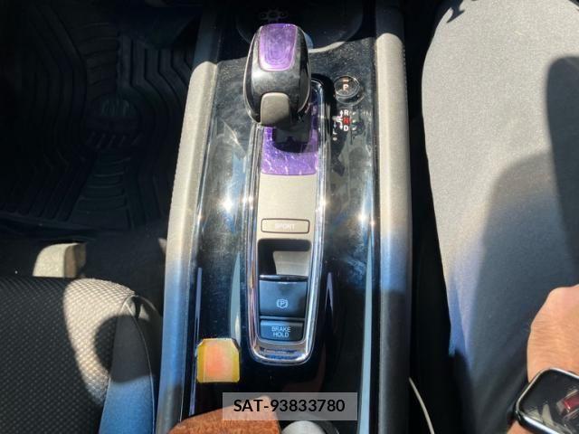 Honda VEZEL 2013-12 8415681-22
