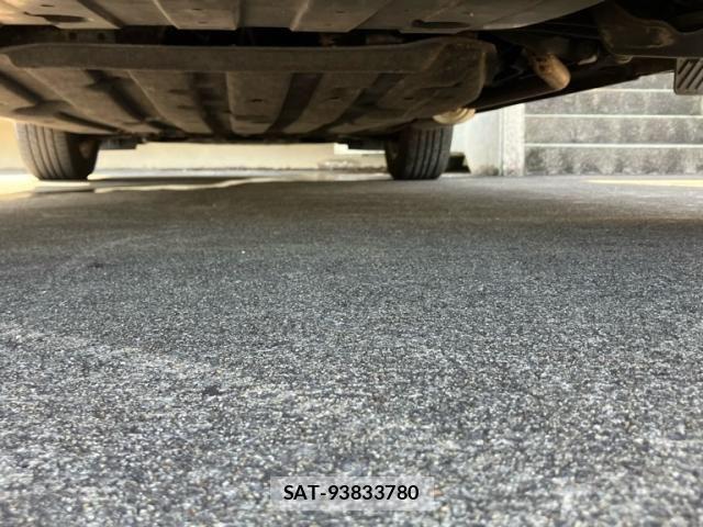 Honda VEZEL 2013-12 8415681-8