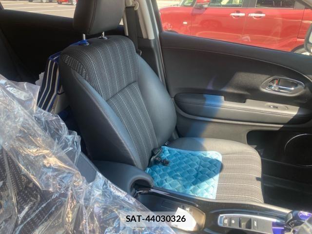Honda VEZEL 2016-06 8415669-14