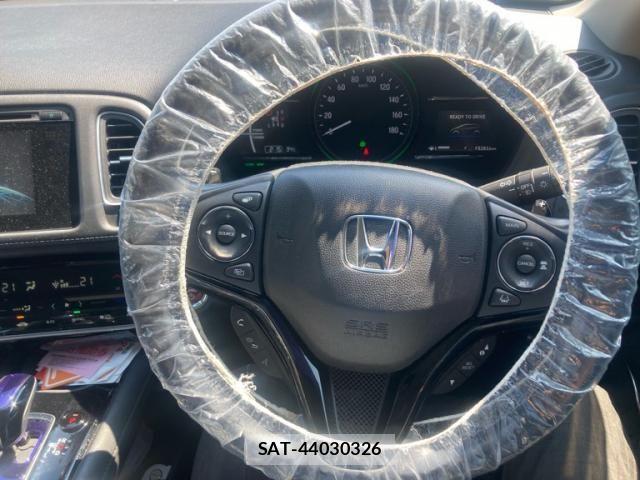 Honda VEZEL 2016-06 8415669-17