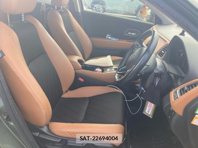 Honda VEZEL 2020-12 8415667-11