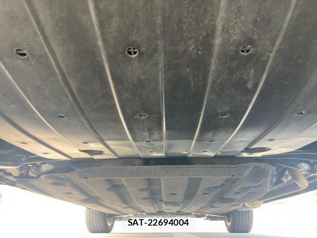 Honda VEZEL 2020-12 8415667-7