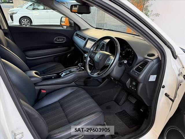 Honda VEZEL 2014-08 8415672-14