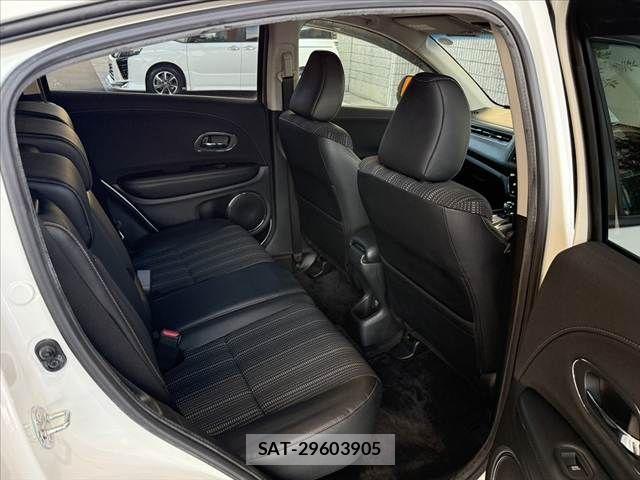 Honda VEZEL 2014-08 8415672-15