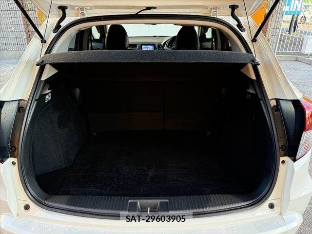 Honda VEZEL 2014-08 8415672-18