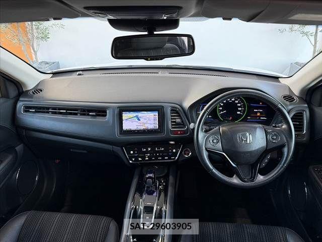 Honda VEZEL 2014-08 8415672-1