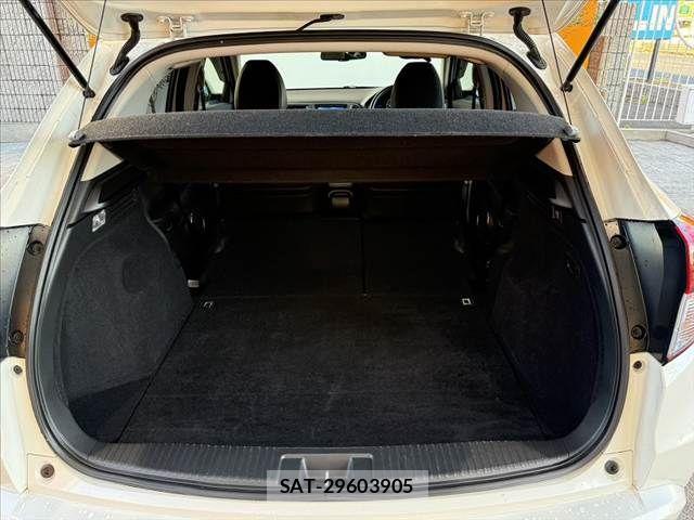 Honda VEZEL 2014-08 8415672-19