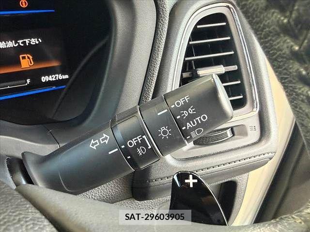 Honda VEZEL 2014-08 8415672-26