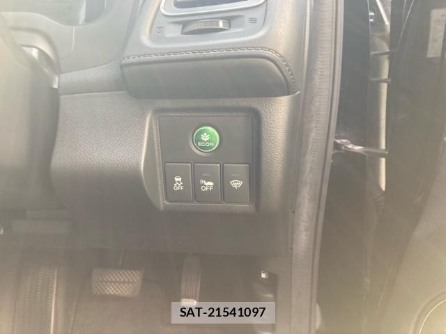 Honda VEZEL 2014-07 8415680-11