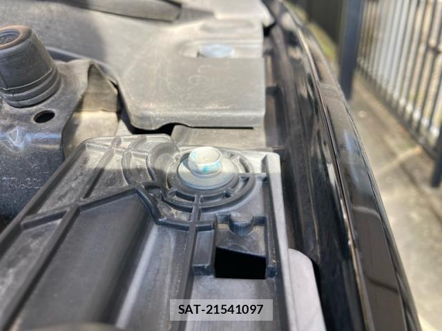 Honda VEZEL 2014-07 8415680-18