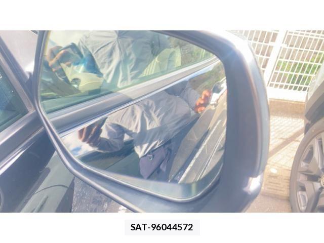 Honda VEZEL 2019-07 8439041-11