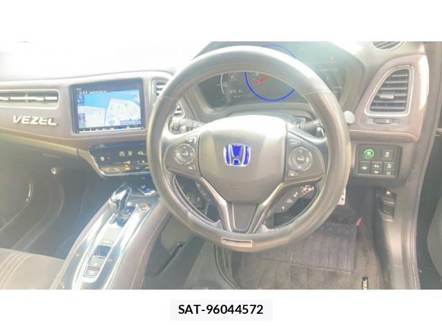 Honda VEZEL 2019-07 8439041-16