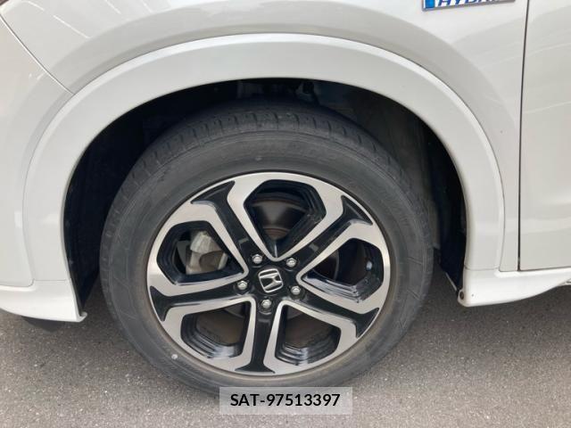 Honda VEZEL 2019-03 8439039-9