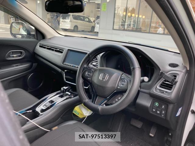 Honda VEZEL 2019-03 8439039-12