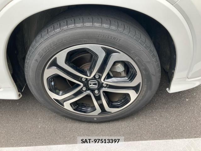 Honda VEZEL 2019-03 8439039-6