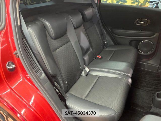 Honda VEZEL 2019-02 8439038-9