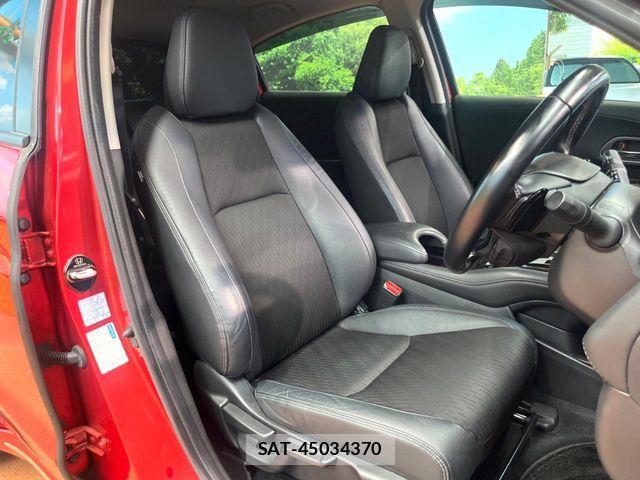 Honda VEZEL 2019-02 8439038-8