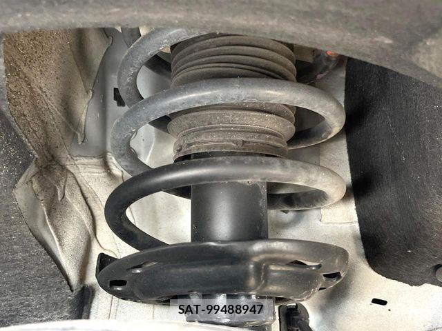 Honda VEZEL 2020-02 8439037-17
