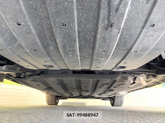 Honda VEZEL 2020-02 8439037-18