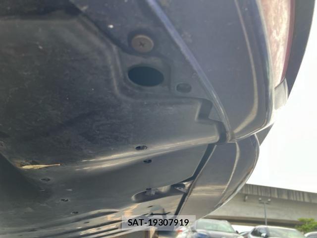 Honda VEZEL 2014-07 8439044-23