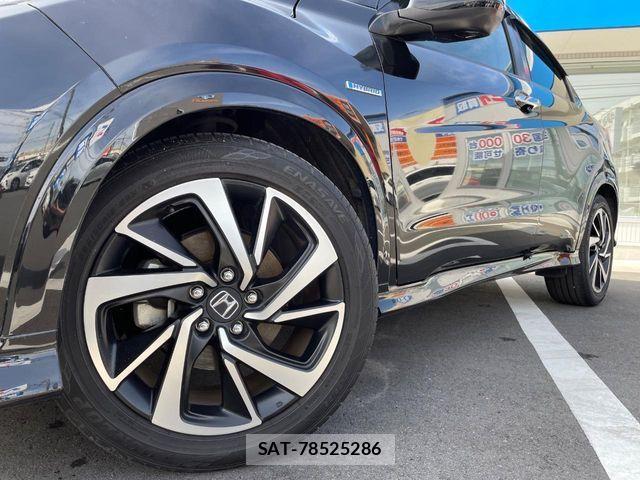 Honda VEZEL 2017-04 8528001-13