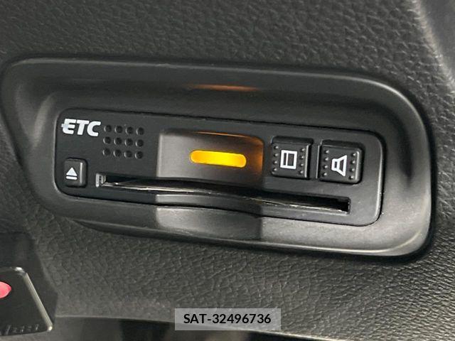 Honda VEZEL 2016-08 8528018-6