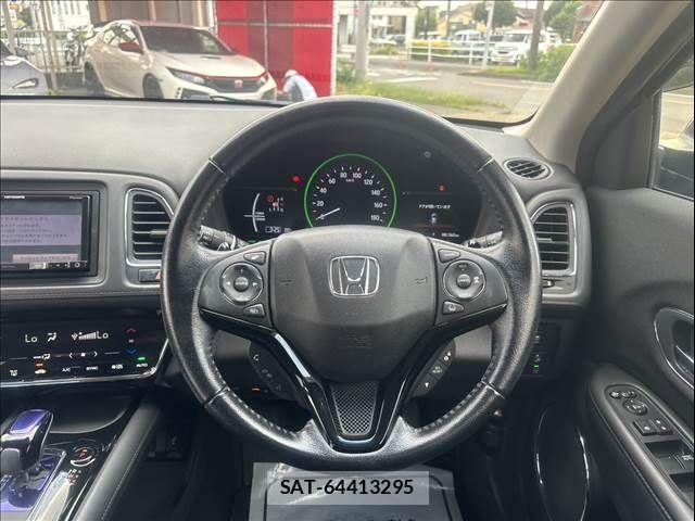 Honda VEZEL 2017-07 8528013-10
