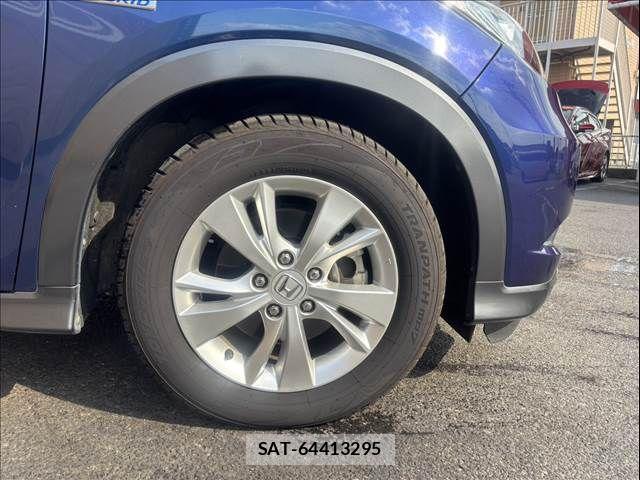 Honda VEZEL 2017-07 8528013-13