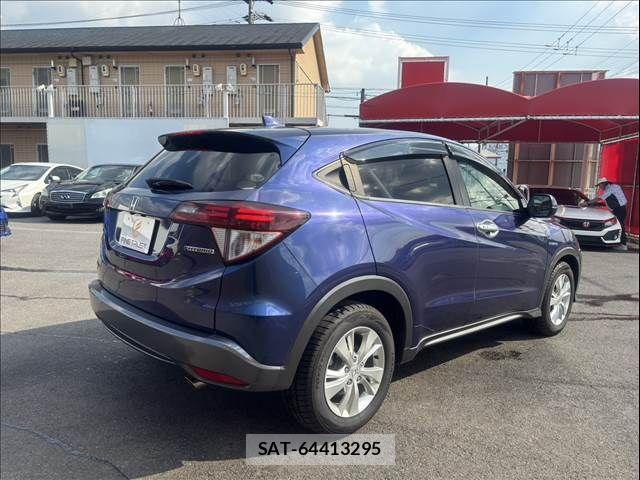 Honda VEZEL 2017-07 8528013-17