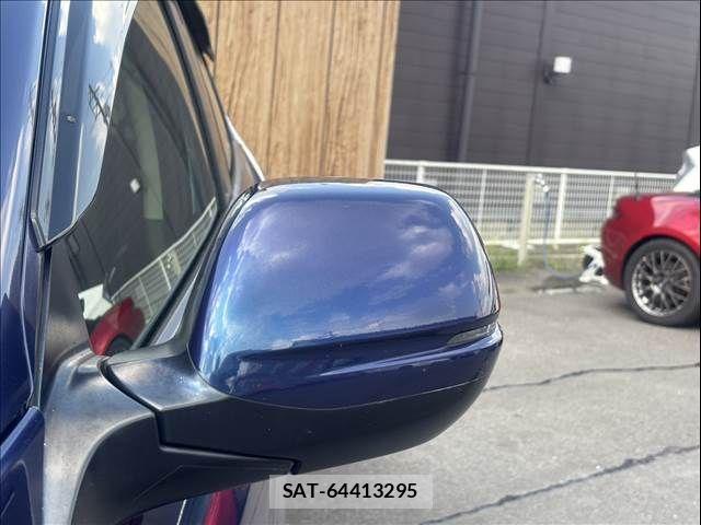 Honda VEZEL 2017-07 8528013-25
