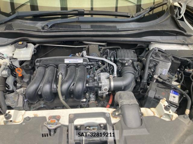 Honda VEZEL 2016-03 8528021-9