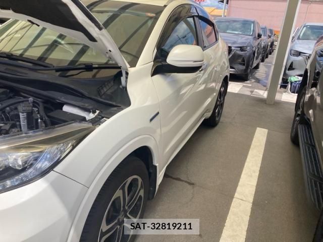 Honda VEZEL 2016-03 8528021-2