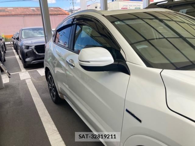 Honda VEZEL 2016-03 8528021-3
