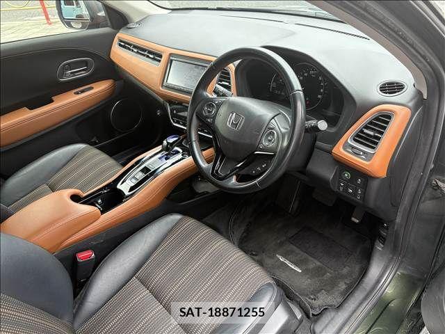 Honda VEZEL 2017-02 8528014-15