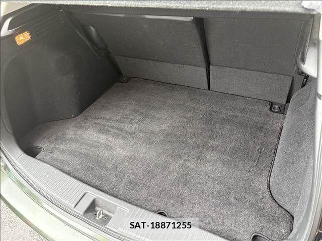 Honda VEZEL 2017-02 8528014-21