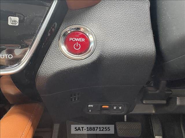 Honda VEZEL 2017-02 8528014-29