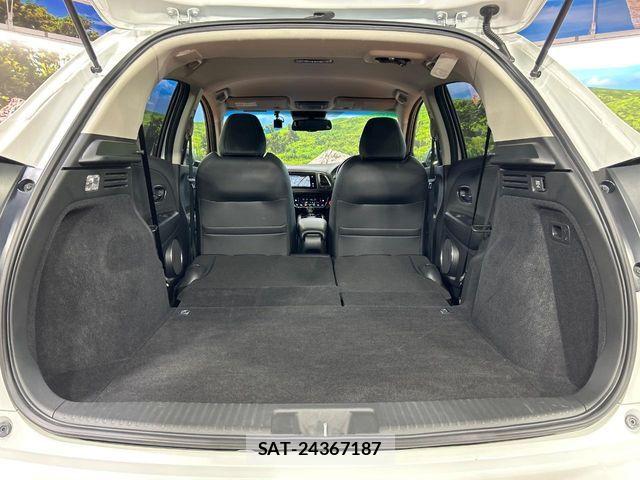 Honda VEZEL 2018-03 8528000-9