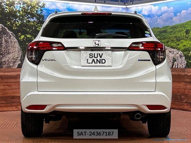 Honda VEZEL 2018-03 8528000-14
