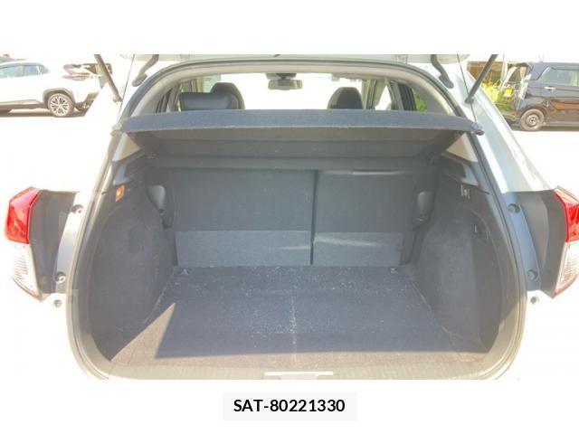 Honda VEZEL 2015-11 8563952-7